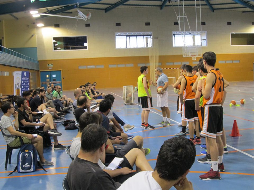 Clínics ACEB Associació Catalana Entrenadors i Entrenadores de Basquetbol Clínics ACEB Associació Catalana Entrenadors i Entrenadores de Basquetbol
